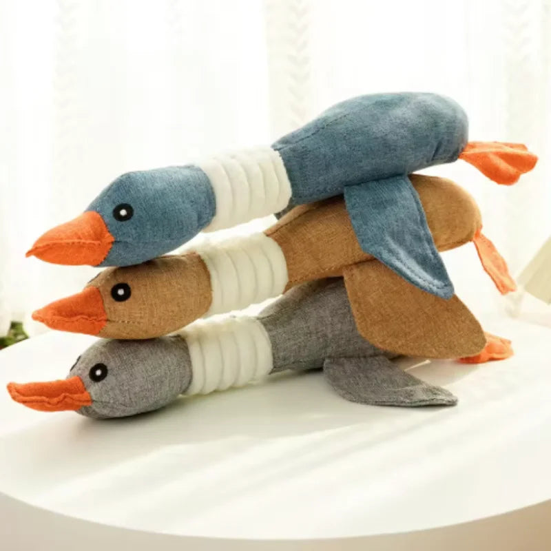 Jouet canard en peluche lin pour chien – 3 coloris bleu, marron et gris avec cou flexible